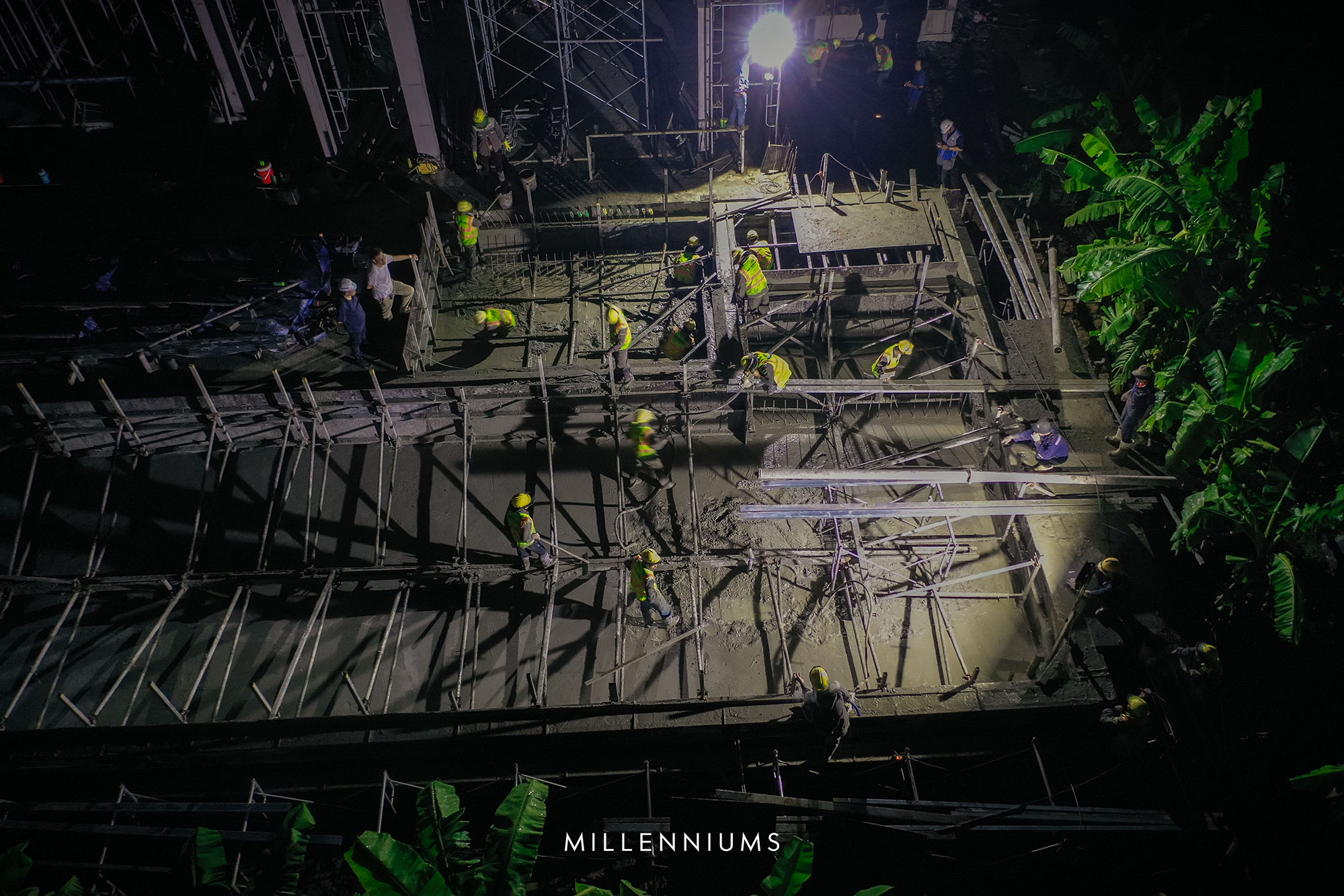 Pouring Concrete for The Tropical Villa Swimming Pool (8)7